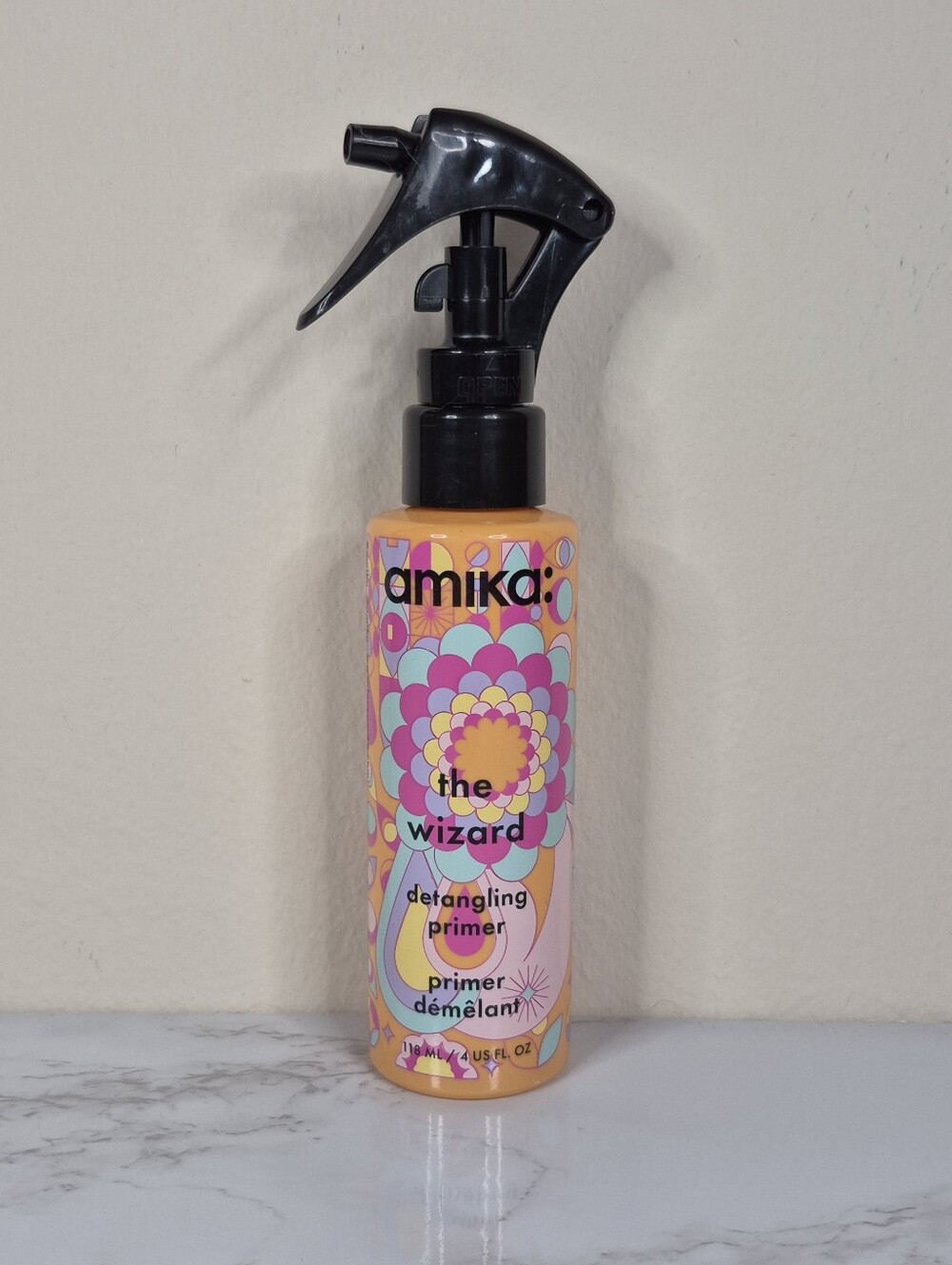 Amika The Wizard Detangling Primer Spray